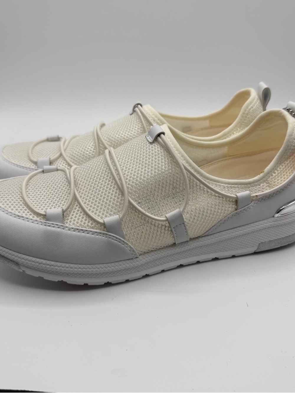 Foot Petals Mesh Slip On Sneakers Women 8.5 White Comfort Walking Shoes View 3
